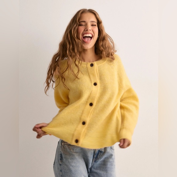 Knit short Cardigan - Picture 9 of 14